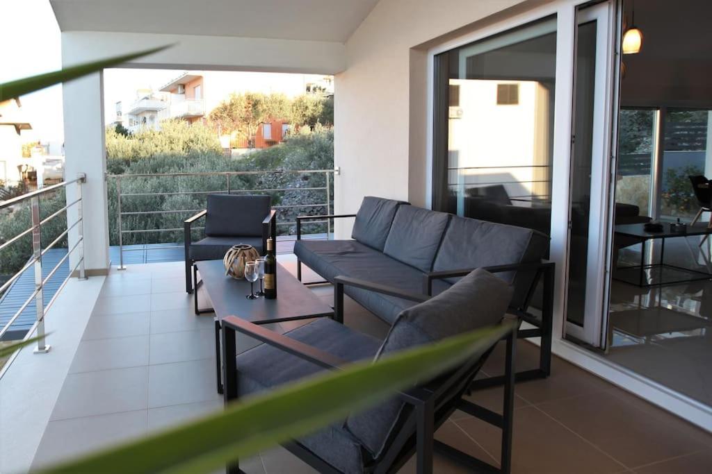 Luxury Villa Lana Apt, Seaview Terrace, Large Outdoor Space, Bbq Trogir Ngoại thất bức ảnh